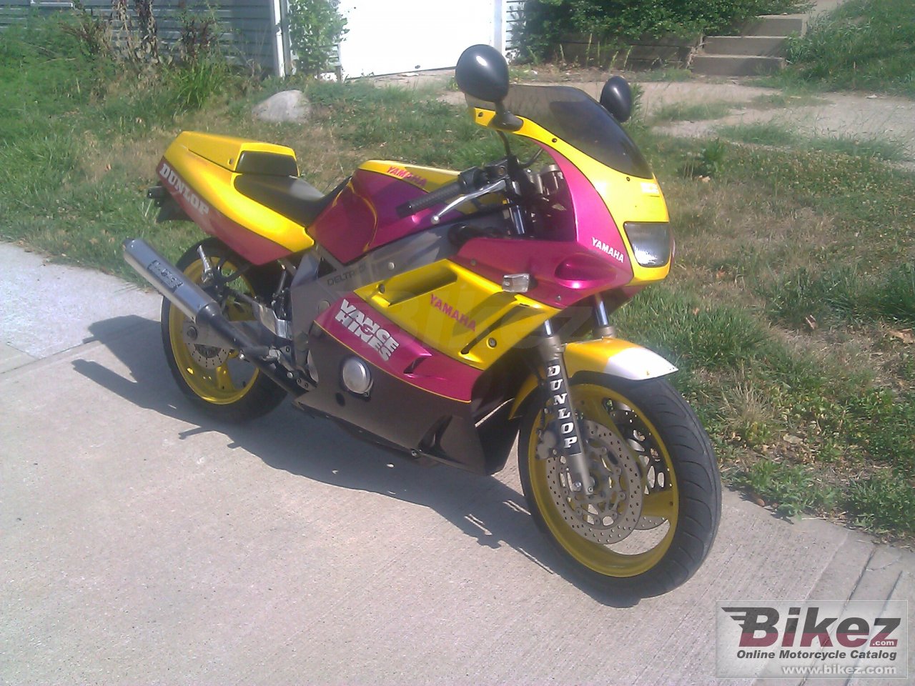 Yamaha FZR 600 poster